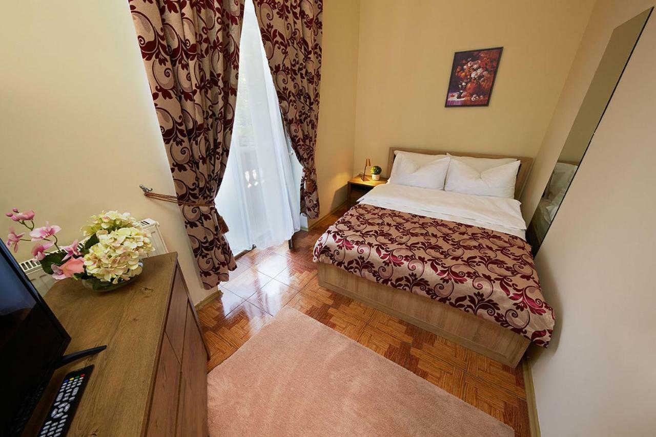 Standard Apartments Bukares Bagian luar foto